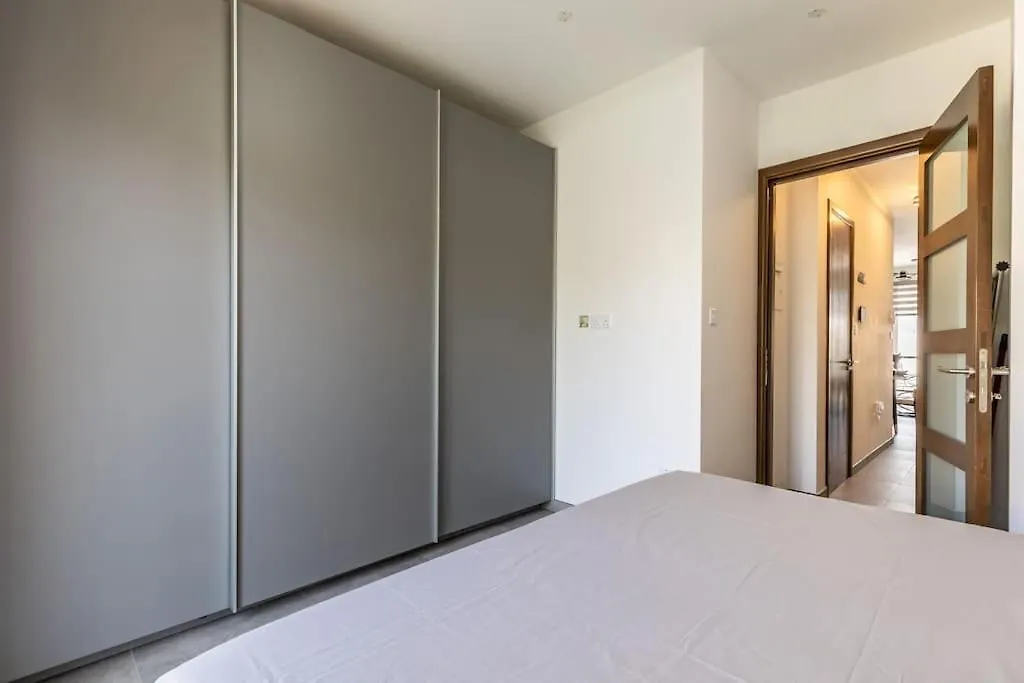 Apartment Ferienwohnung Kinky Depths Retreat By Solea Sliema Malta